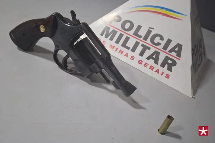 revolver utilizado no crime