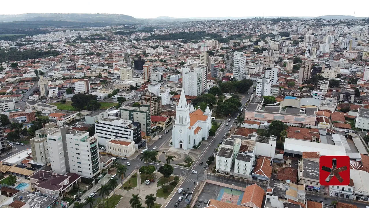 Pagamento à vista oferece 10% de desconto e participação no Patos Premia 